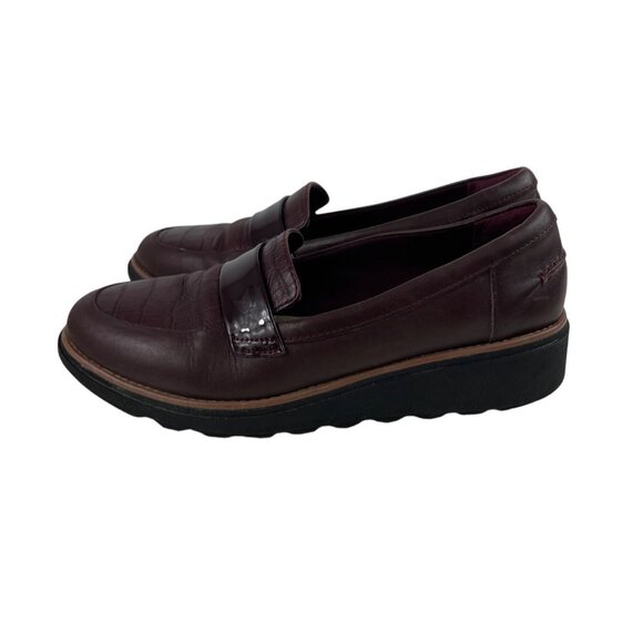 Clarks Collection Sharon Gracie Women’s Size 7.5W Loafer Shoes Burgundy Slip On - Picture 2 of 13